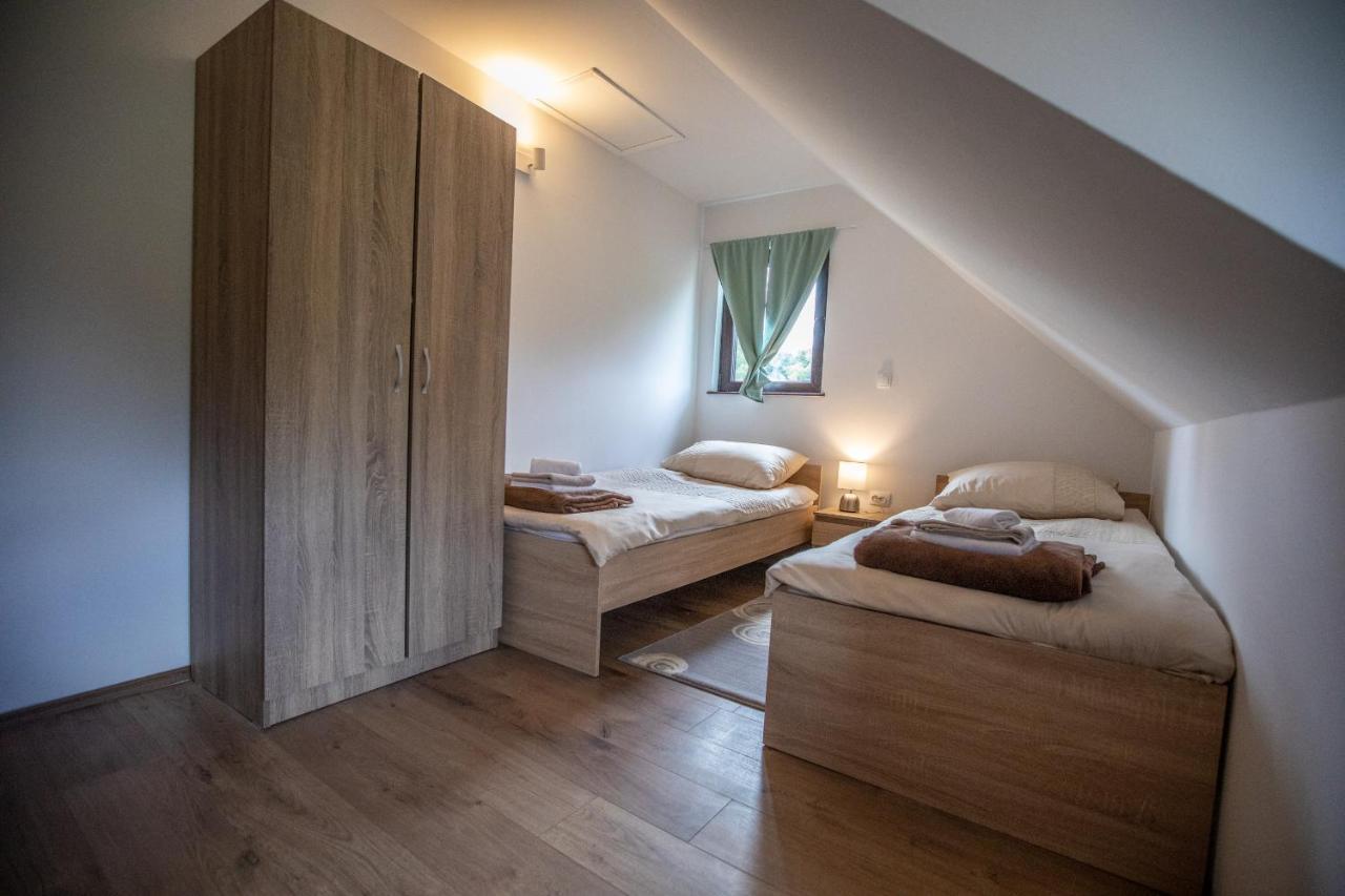 Apartmani Lara Modrus-Kuca Za Odmor Exterior photo