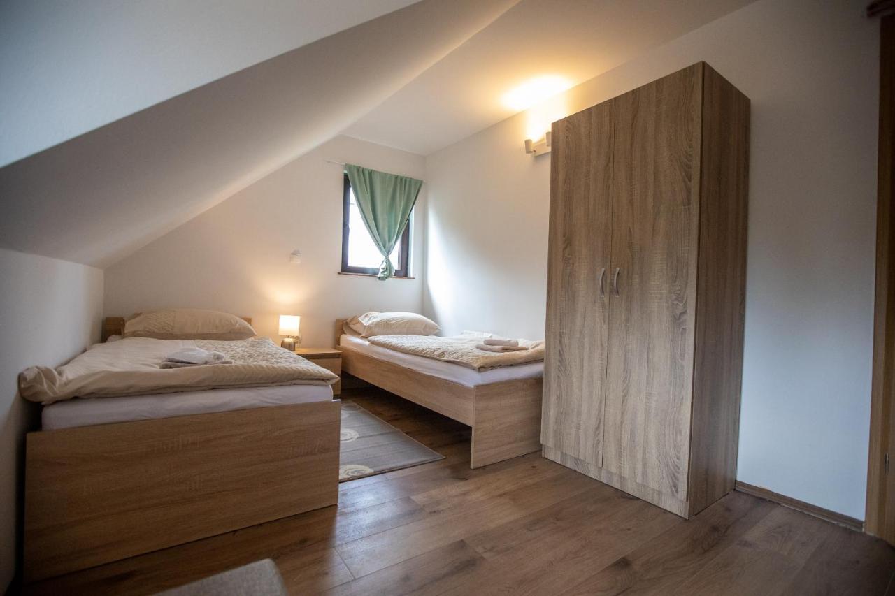Apartmani Lara Modrus-Kuca Za Odmor Exterior photo