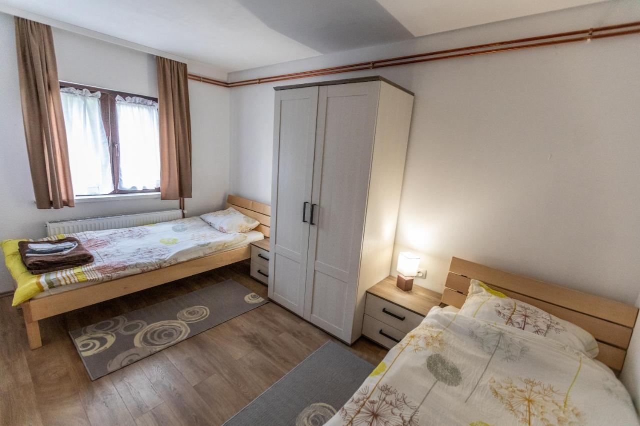 Apartmani Lara Modrus-Kuca Za Odmor Exterior photo